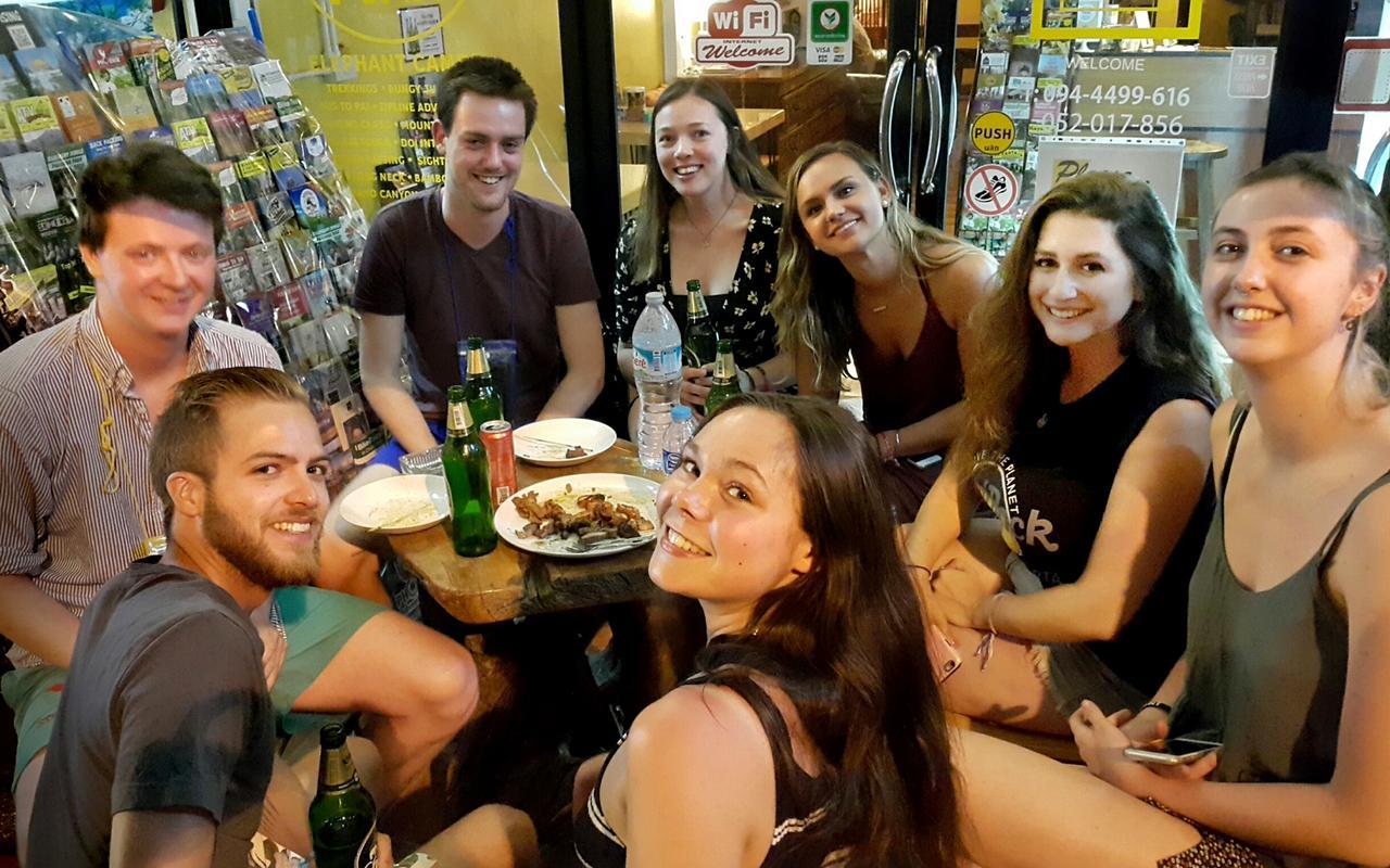 Thai Thai Hostel Chiang Mai Exterior photo